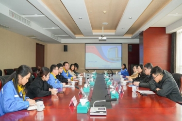 市委常委、宣传部部长沈志凤莅临710公海线路检测纸业慰问高端人才